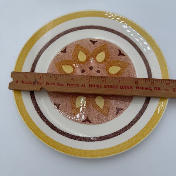 Vintage "Yellow Star" Dinner Plates by Taylor Smith Taylor (TST) Set of 4 - Picture 3 of 8